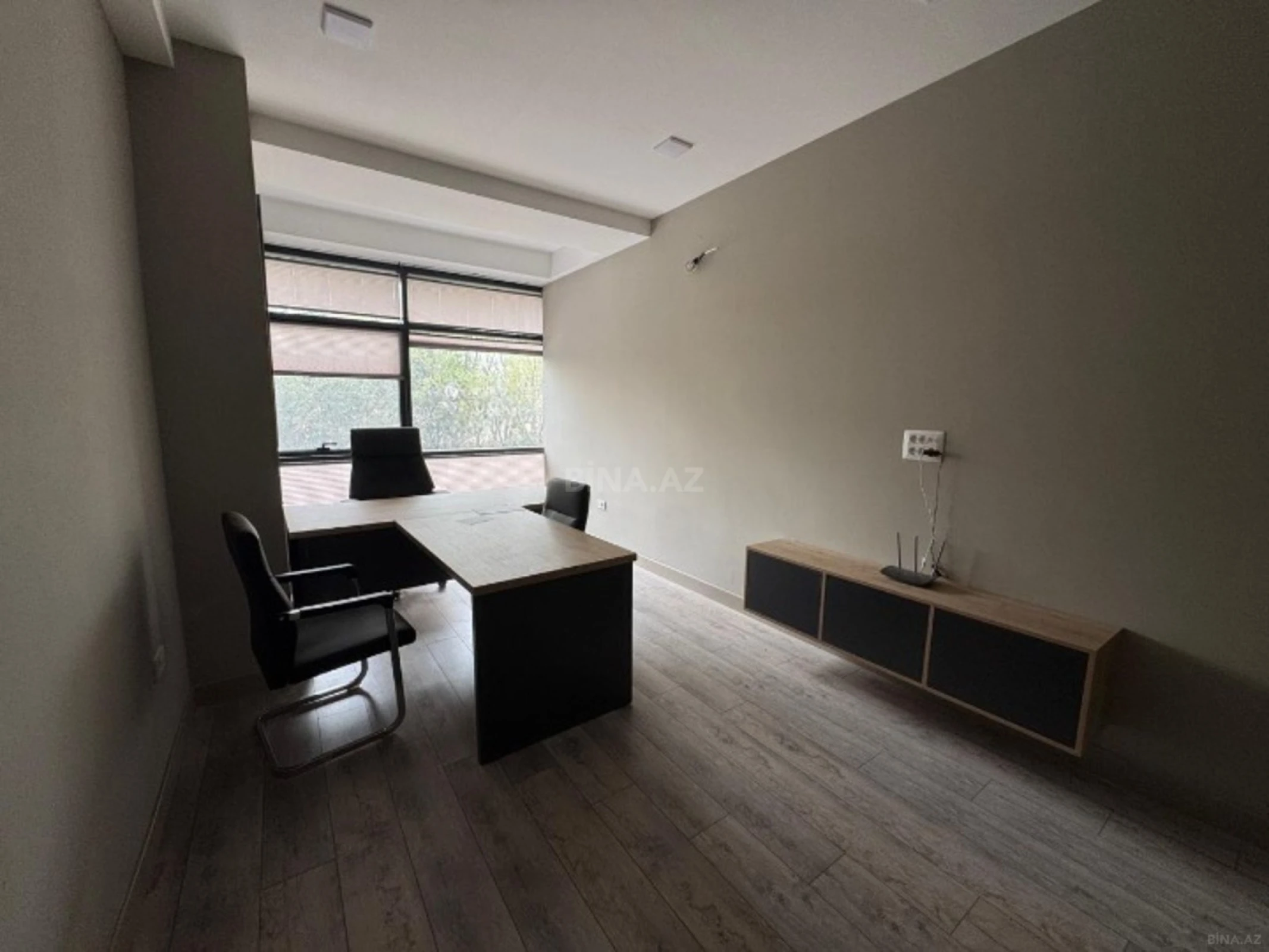Kirayə verilir 3 otaqlı ofis 90 m²