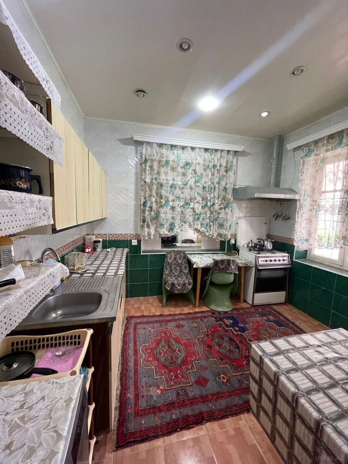 Kirayə verilir 5 otaqlı həyət evi 200 m²