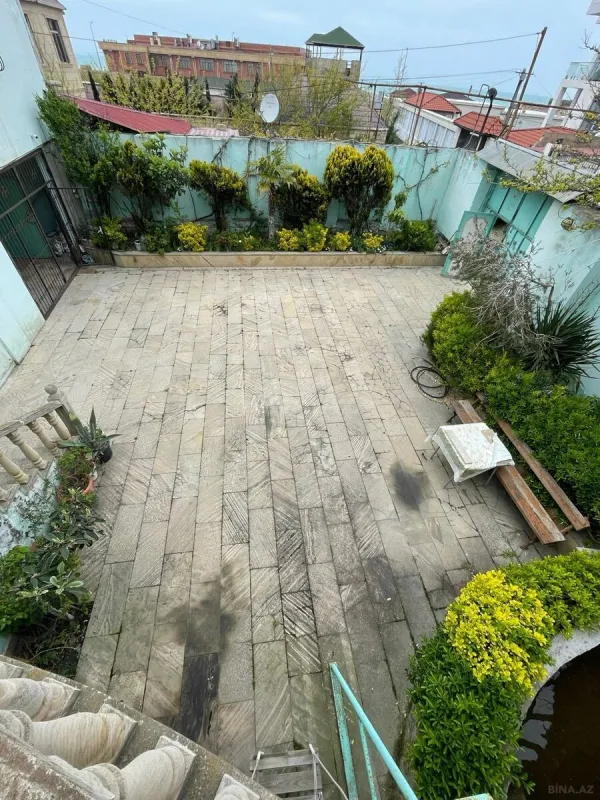 Kirayə verilir 5 otaqlı həyət evi 200 m²