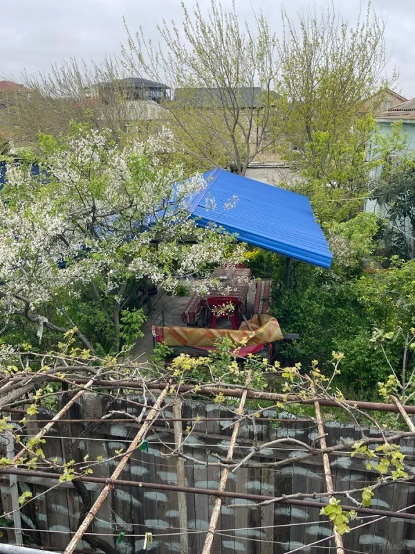 Kirayə verilir 5 otaqlı həyət evi 200 m²