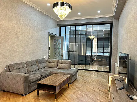 Kirayə verilir 2 otaqlı mənzil 90 m² — Bakı, Nəsimi 2 otaq 90.00 m²