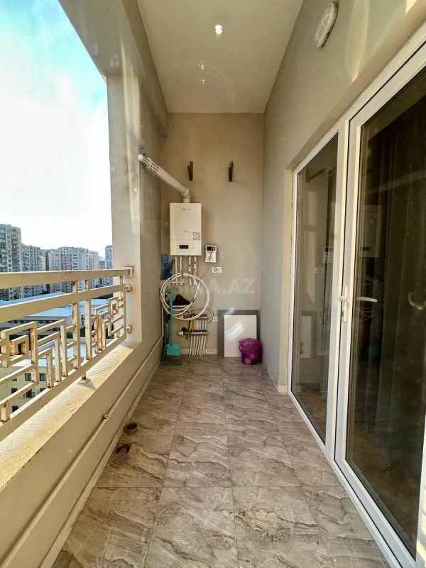 Kirayə verilir 2 otaqlı mənzil 90 m²