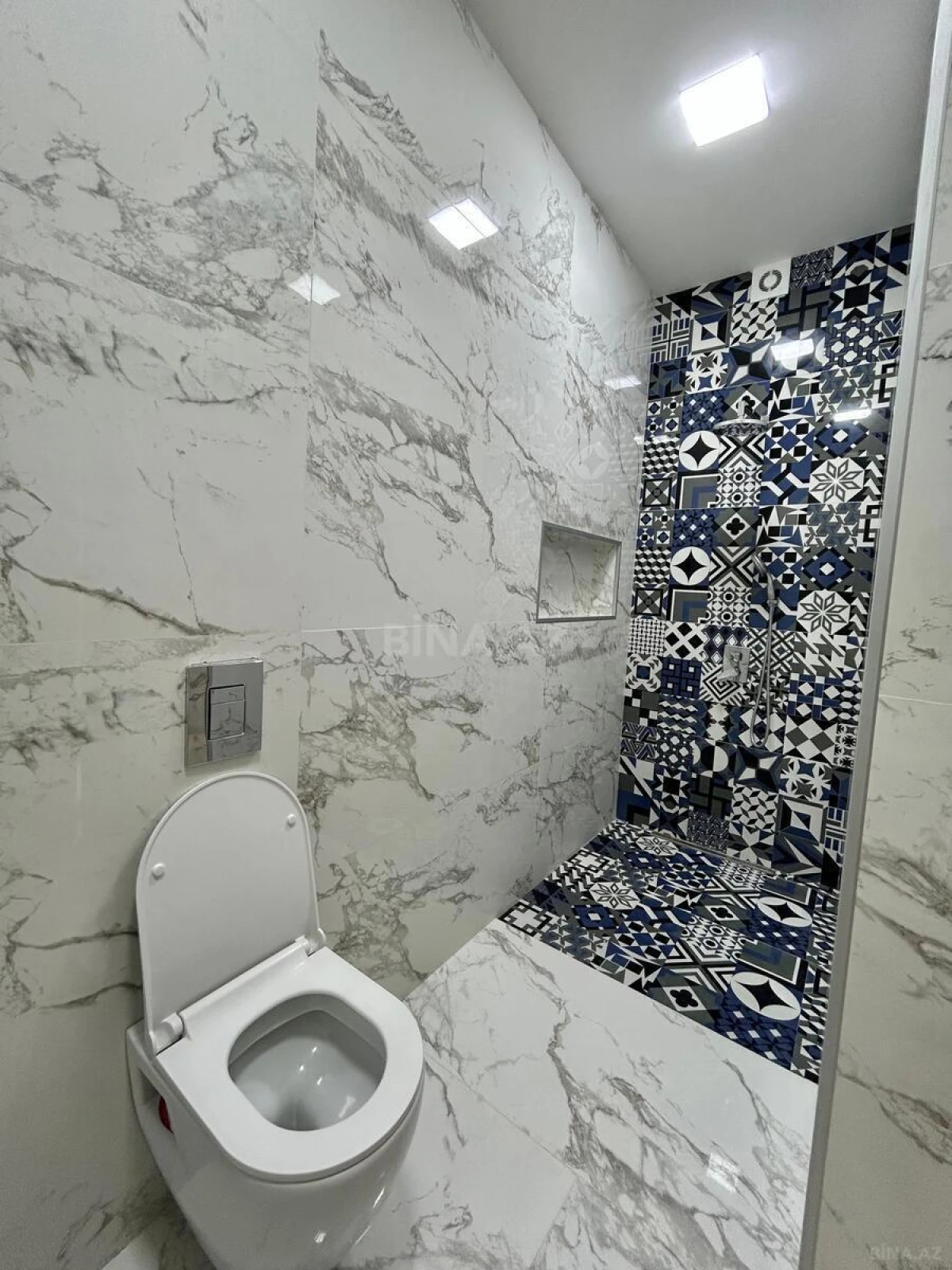 Kirayə verilir 2 otaqlı mənzil 90 m²