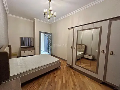 Kirayə verilir 2 otaqlı mənzil 90 m²