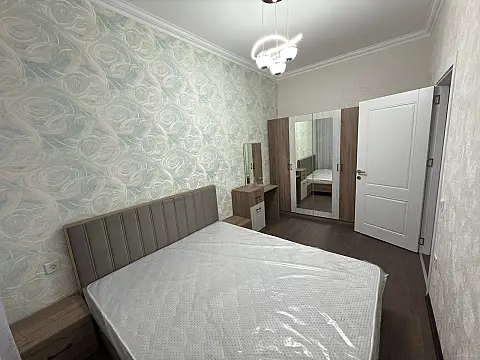 Kirayə verilir 2 otaqlı mənzil 58 m²