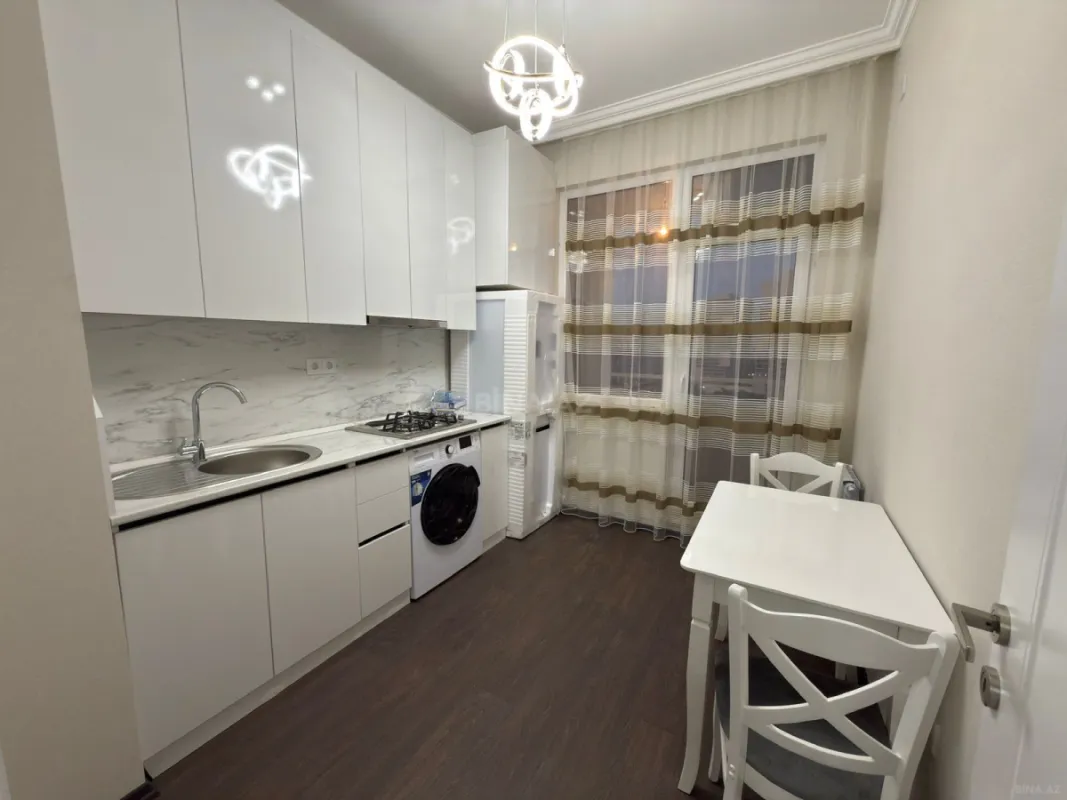 Kirayə verilir 2 otaqlı mənzil 58 m²