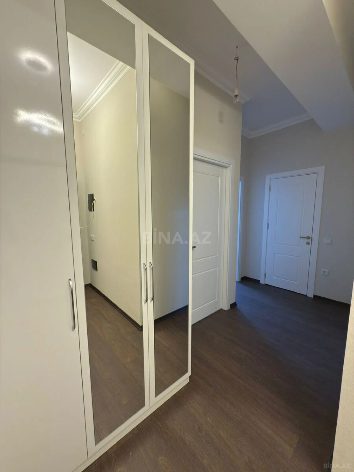 Kirayə verilir 2 otaqlı mənzil 58 m²