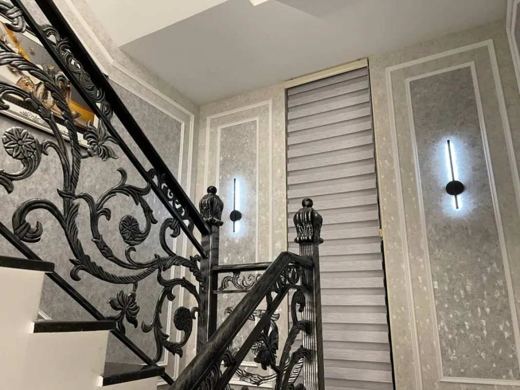 Satılır 6 otaqlı həyət evi 430 m²