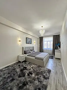 Satılır 2 otaqlı mənzil 103 m²