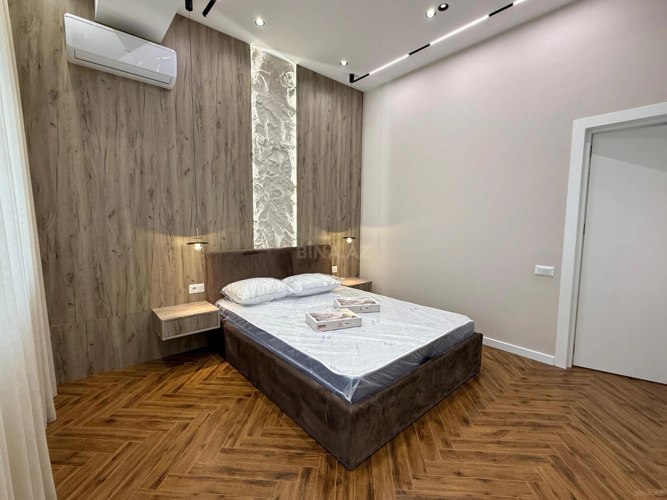 Kirayə verilir 2 otaqlı mənzil 80 m²