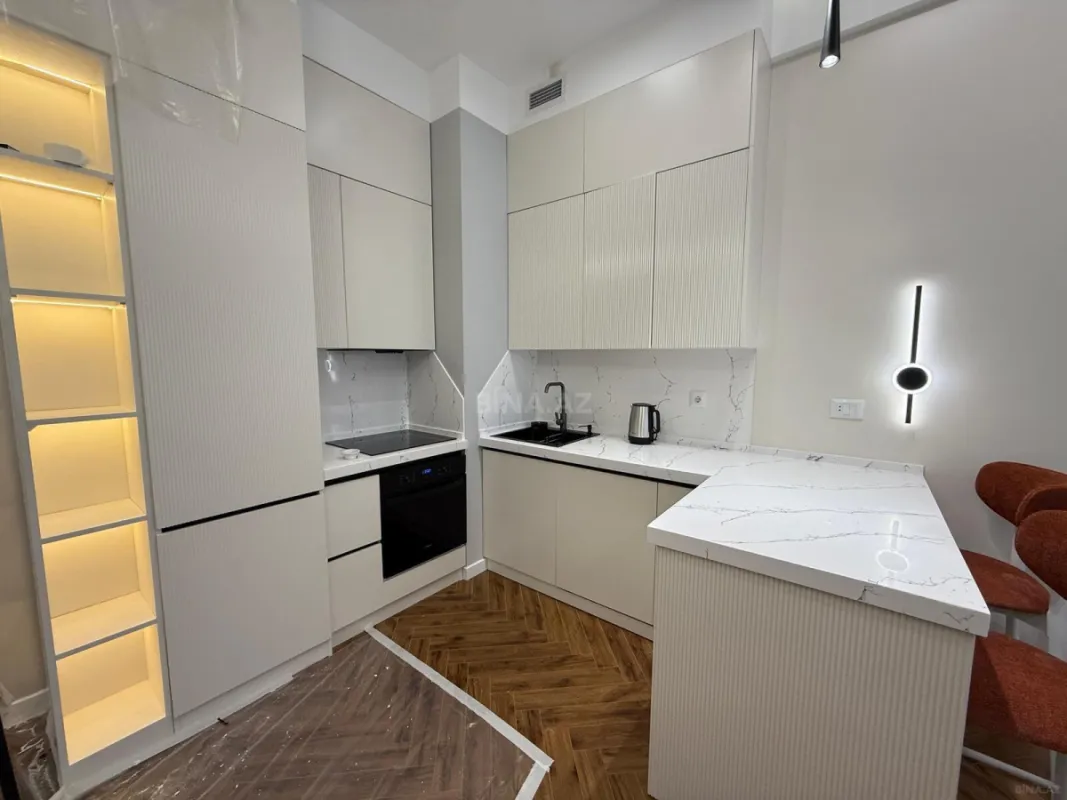 Kirayə verilir 2 otaqlı mənzil 80 m²