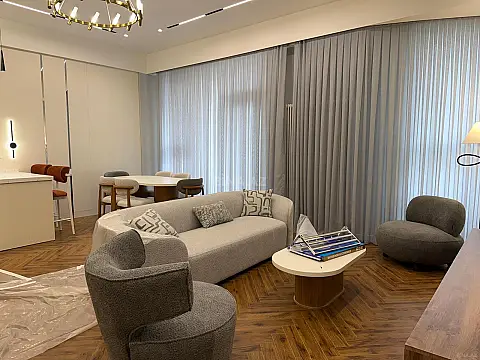 Kirayə verilir 2 otaqlı mənzil 80 m²