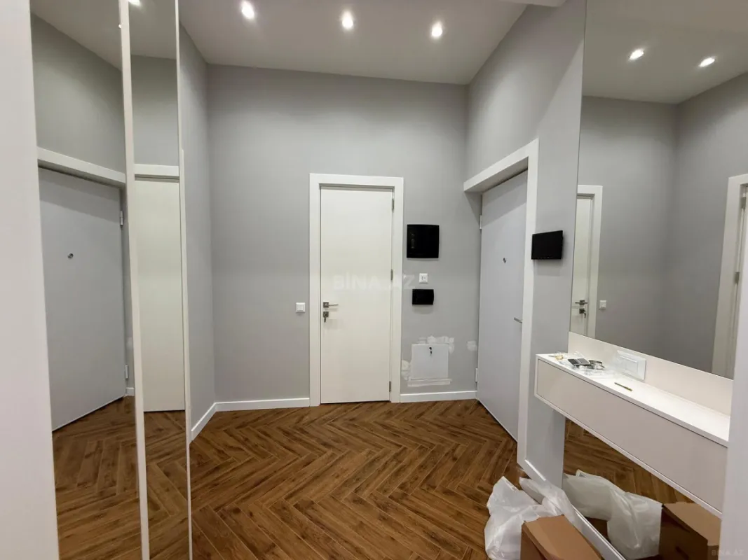 Kirayə verilir 2 otaqlı mənzil 80 m²