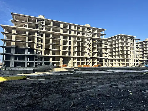 Satılır 1 otaqlı mənzil 56.9 m²