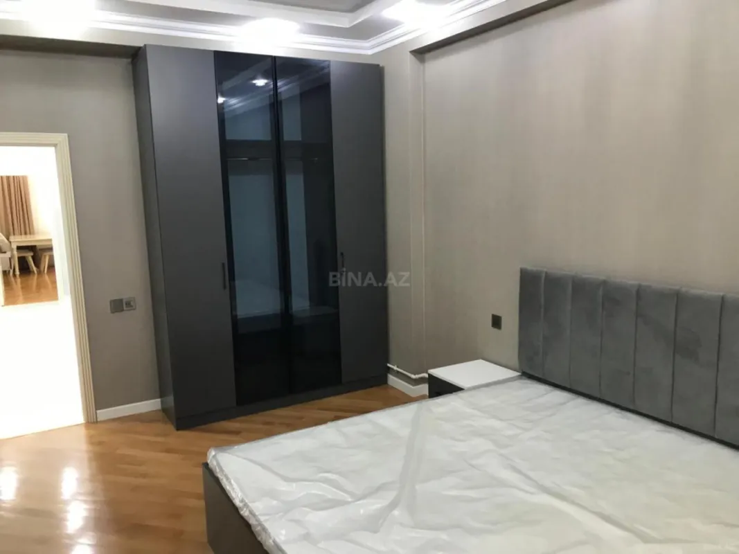 Kirayə verilir 3 otaqlı mənzil 110 m²
