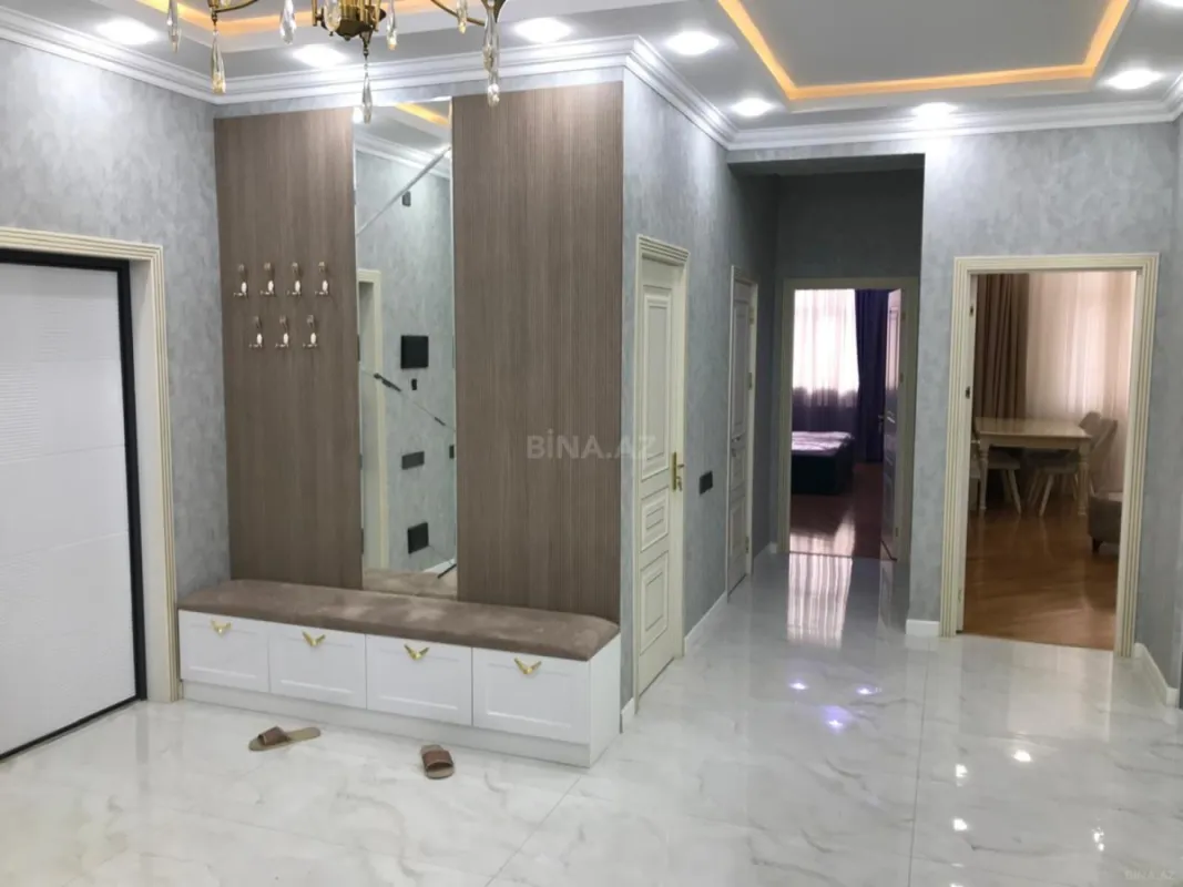 Kirayə verilir 3 otaqlı mənzil 110 m²
