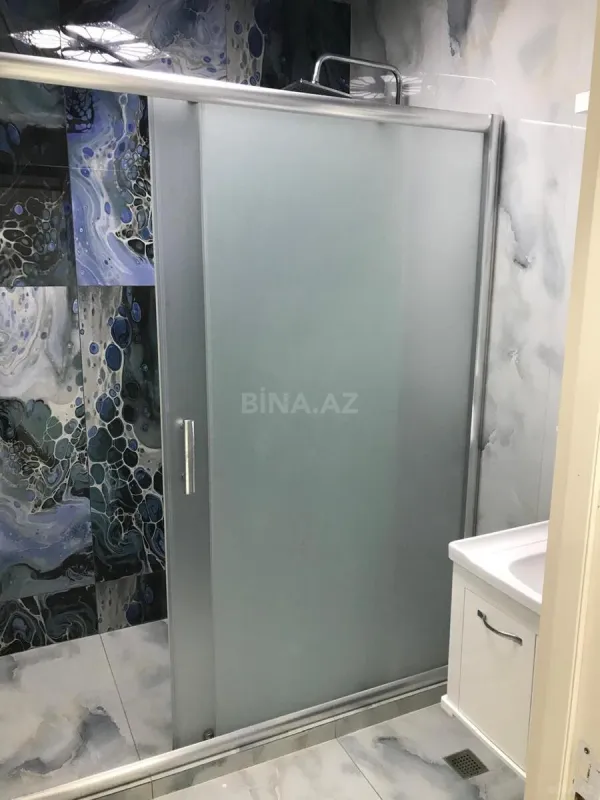 Kirayə verilir 3 otaqlı mənzil 110 m²