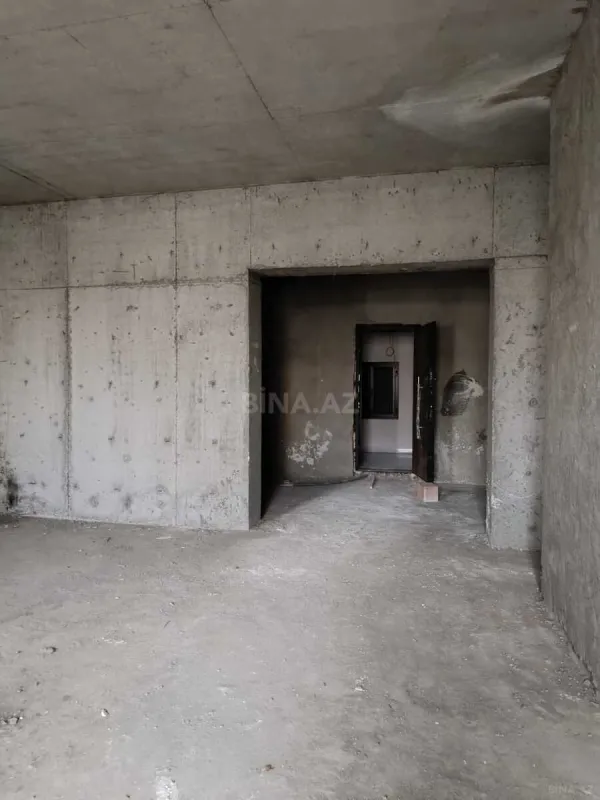 Satılır 2 otaqlı mənzil 98 m²