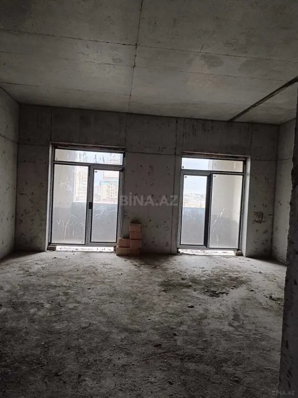 Satılır 2 otaqlı mənzil 98 m²