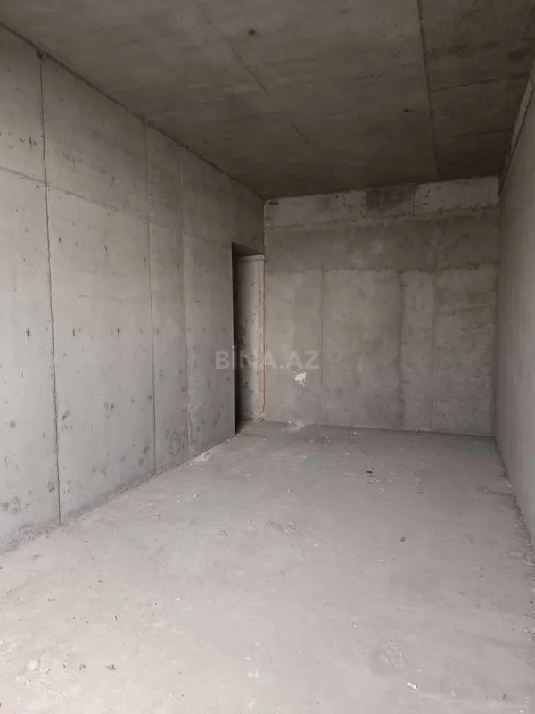 Satılır 2 otaqlı mənzil 98 m²