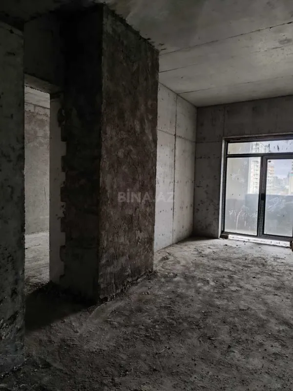 Satılır 2 otaqlı mənzil 98 m²