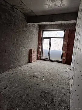 Satılır 2 otaqlı mənzil 98 m²