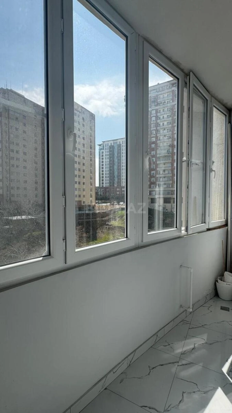 Kirayə verilir 3 otaqlı mənzil 120 m²