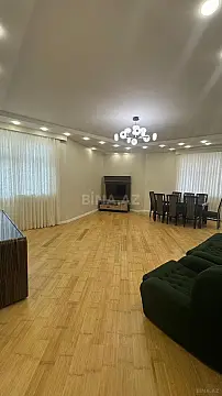 Kirayə verilir 3 otaqlı mənzil 120 m² — Bakı 3 otaq 120.00 m²
