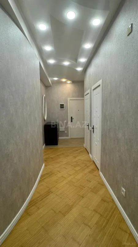 Kirayə verilir 3 otaqlı mənzil 120 m²