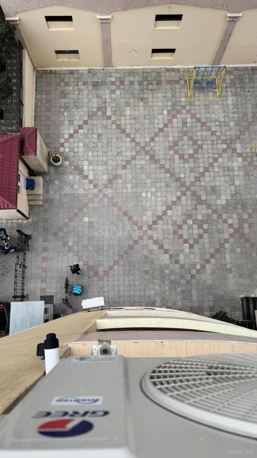 Kirayə verilir 3 otaqlı mənzil 120 m²