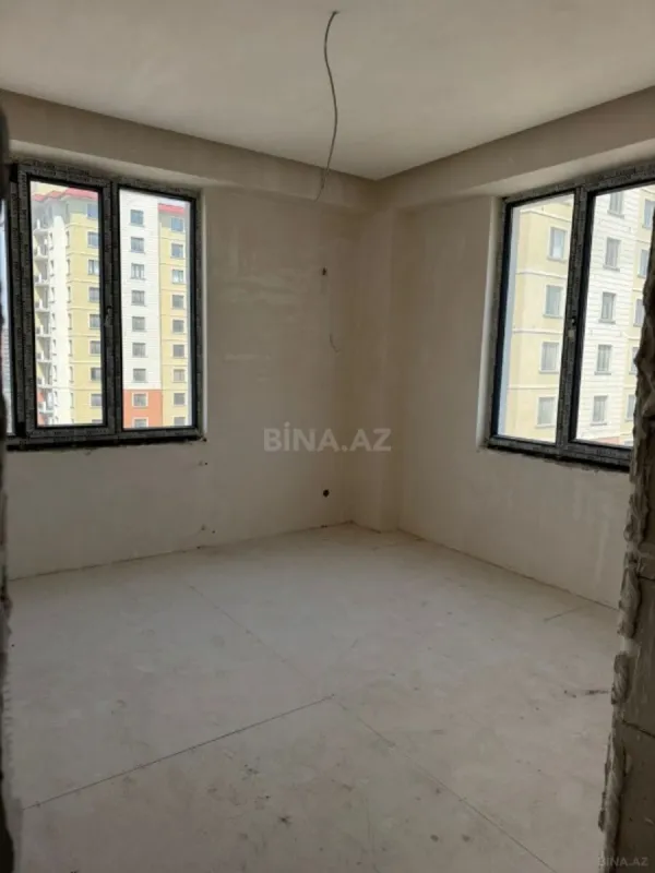 Satılır 3 otaqlı mənzil 102.8 m²