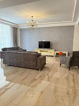 Kirayə verilir 4 otaqlı mənzil 210 m²
