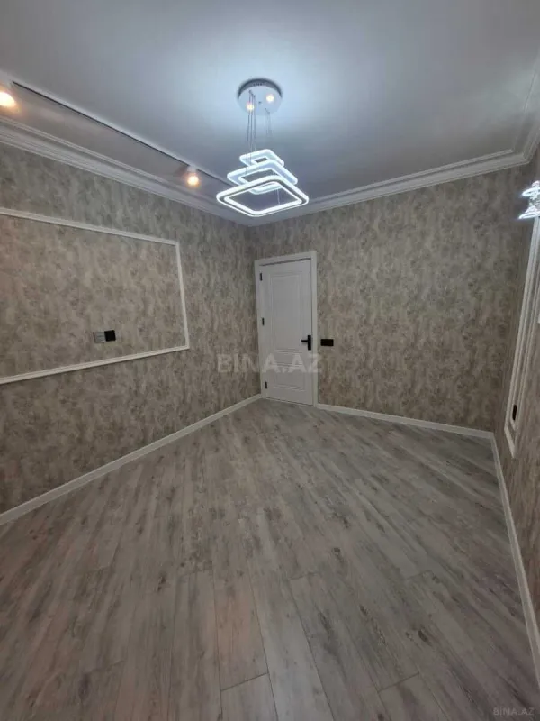 Satılır 4 otaqlı mənzil 90 m²