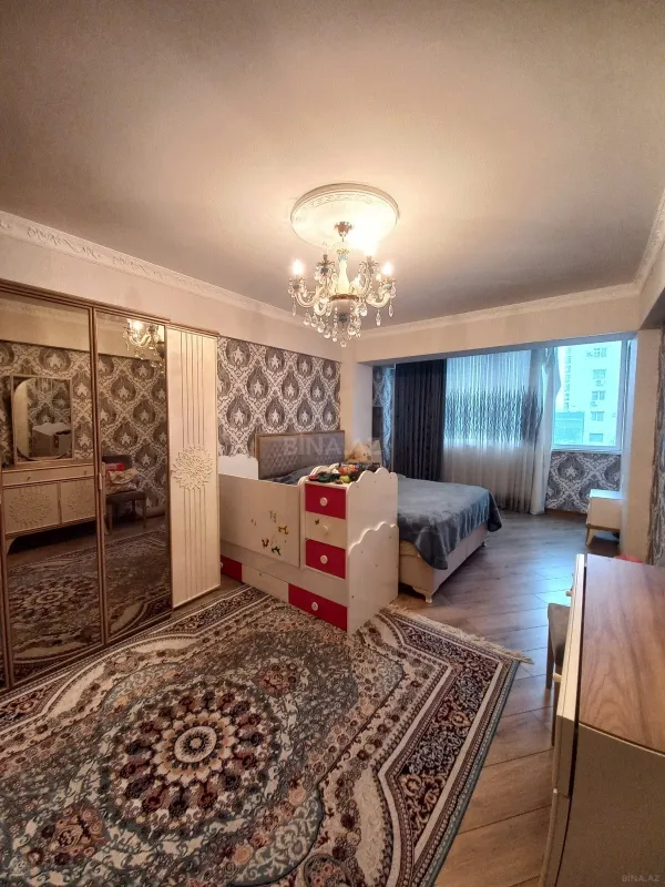 Satılır 3 otaqlı mənzil 80 m²