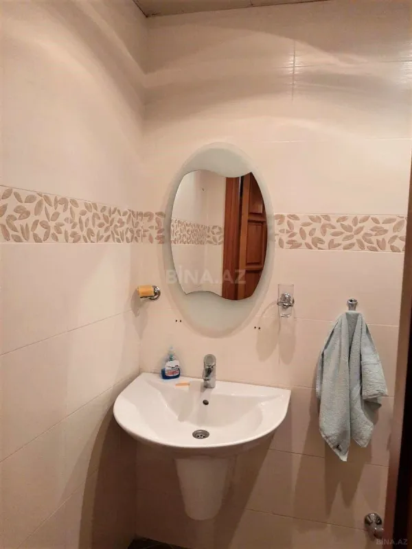 Kirayə verilir 4 otaqlı mənzil 215 m²