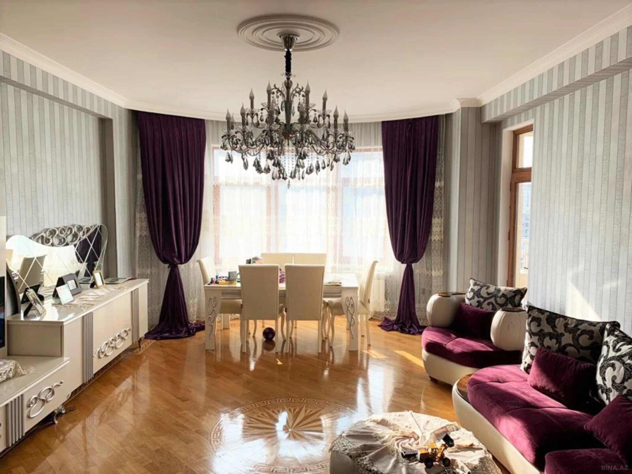 Kirayə verilir 2 otaqlı mənzil 116 m²