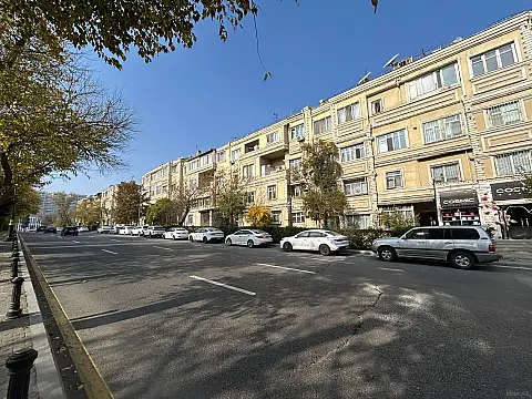 Satılır 3 otaqlı mənzil 80 m² — Bakı, Nəsimi 3 otaq 80.00 m²