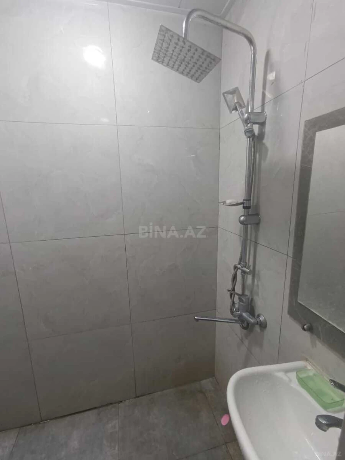 Kirayə verilir 2 otaqlı mənzil 50 m²