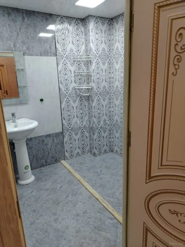 Kirayə verilir 2 otaqlı mənzil 60 m²
