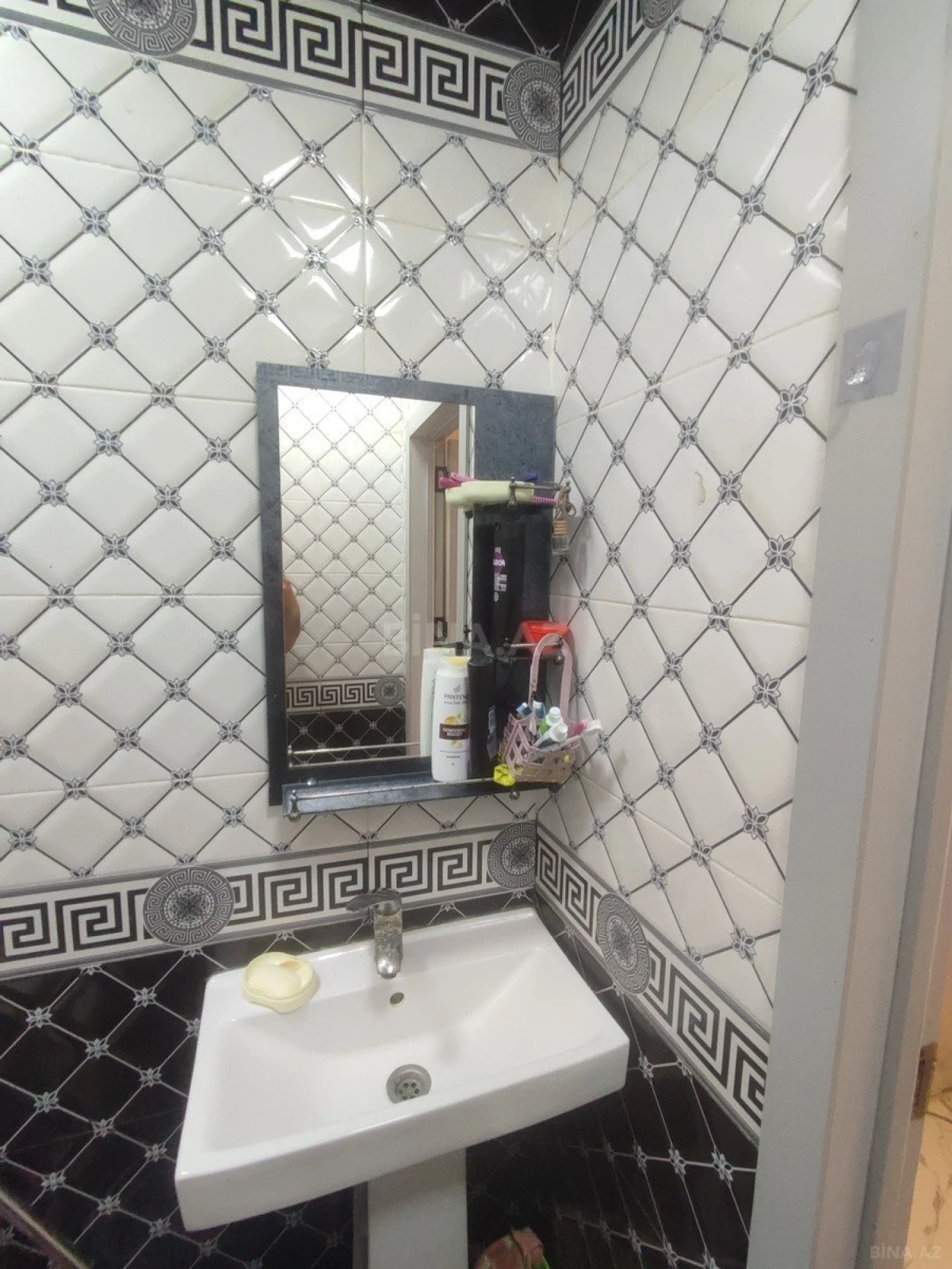 Kirayə verilir 2 otaqlı mənzil 60 m²