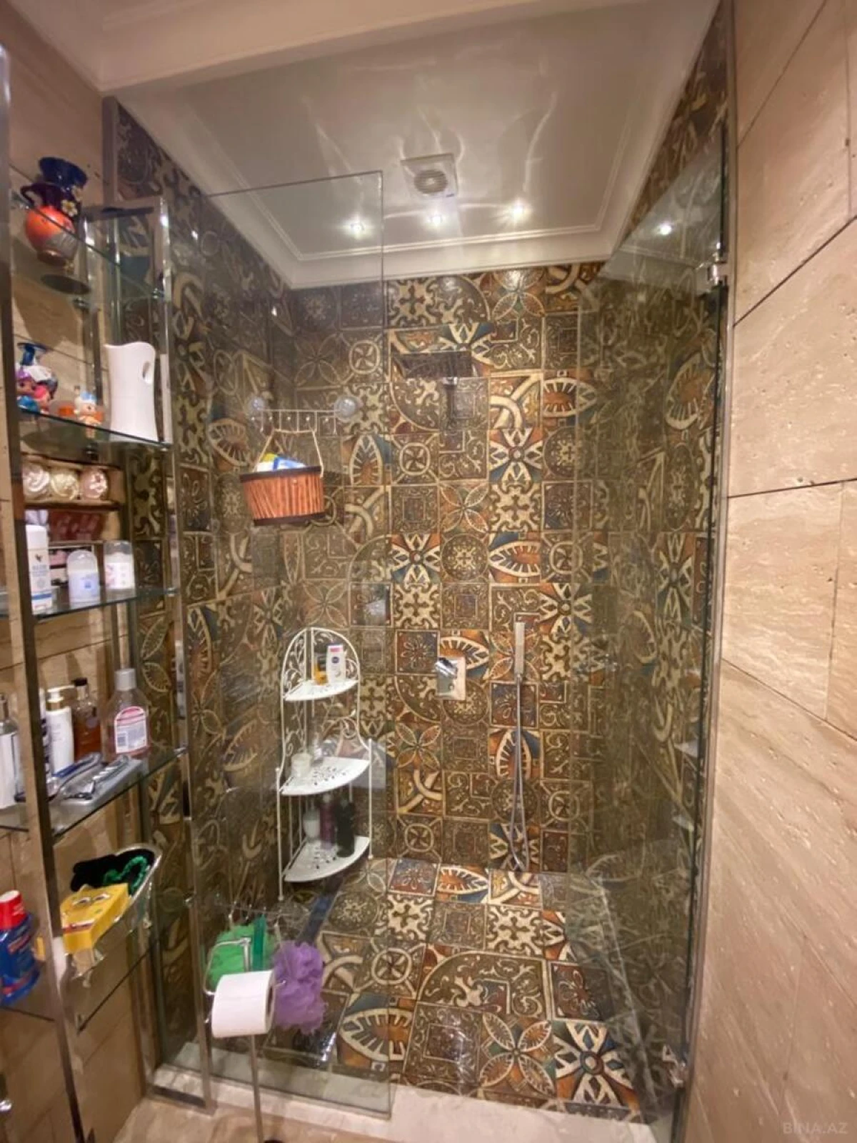 Satılır 4 otaqlı mənzil 170 m²
