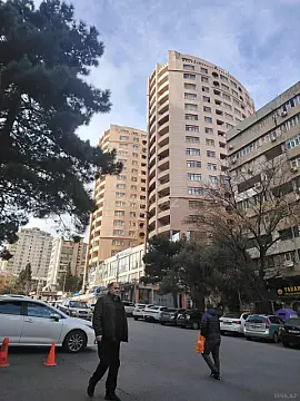 Satılır 4 otaqlı mənzil 170 m² — Bakı, Yasamal 4 otaq 170.00 m²