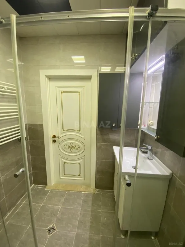 Satılır 3 otaqlı mənzil 110 m²