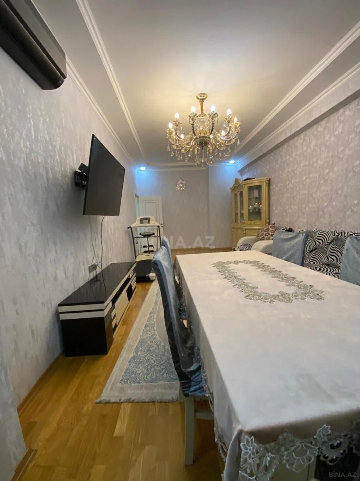 Satılır 3 otaqlı mənzil 110 m²
