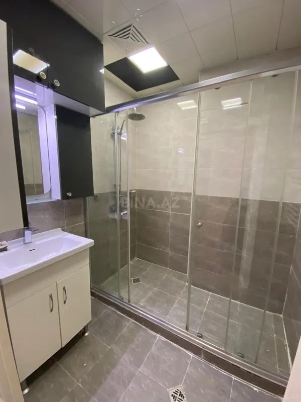 Satılır 3 otaqlı mənzil 110 m²