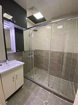Satılır 3 otaqlı mənzil 110 m²