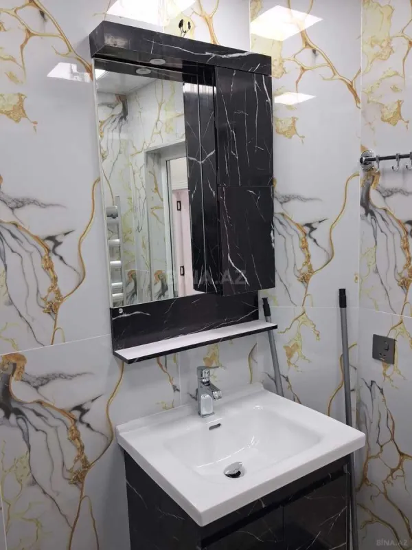 Satılır 2 otaqlı mənzil 56 m²