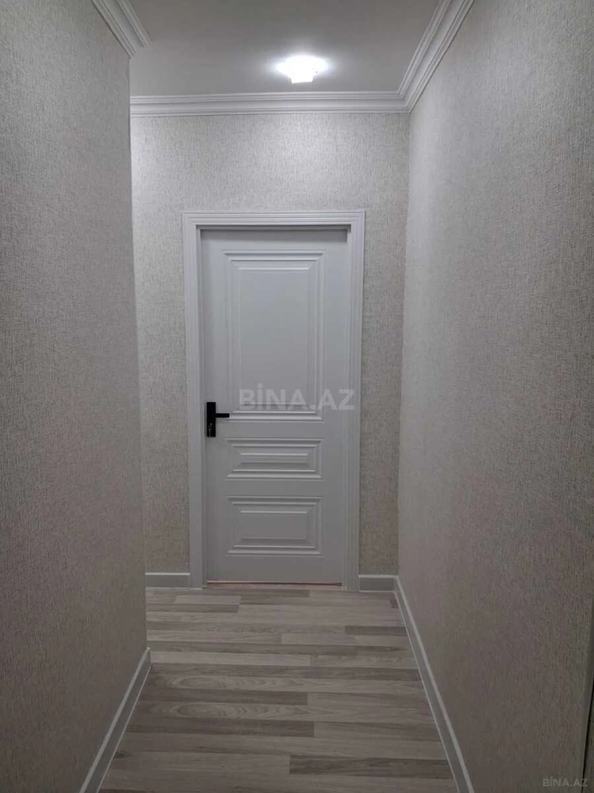 Satılır 2 otaqlı mənzil 56 m²