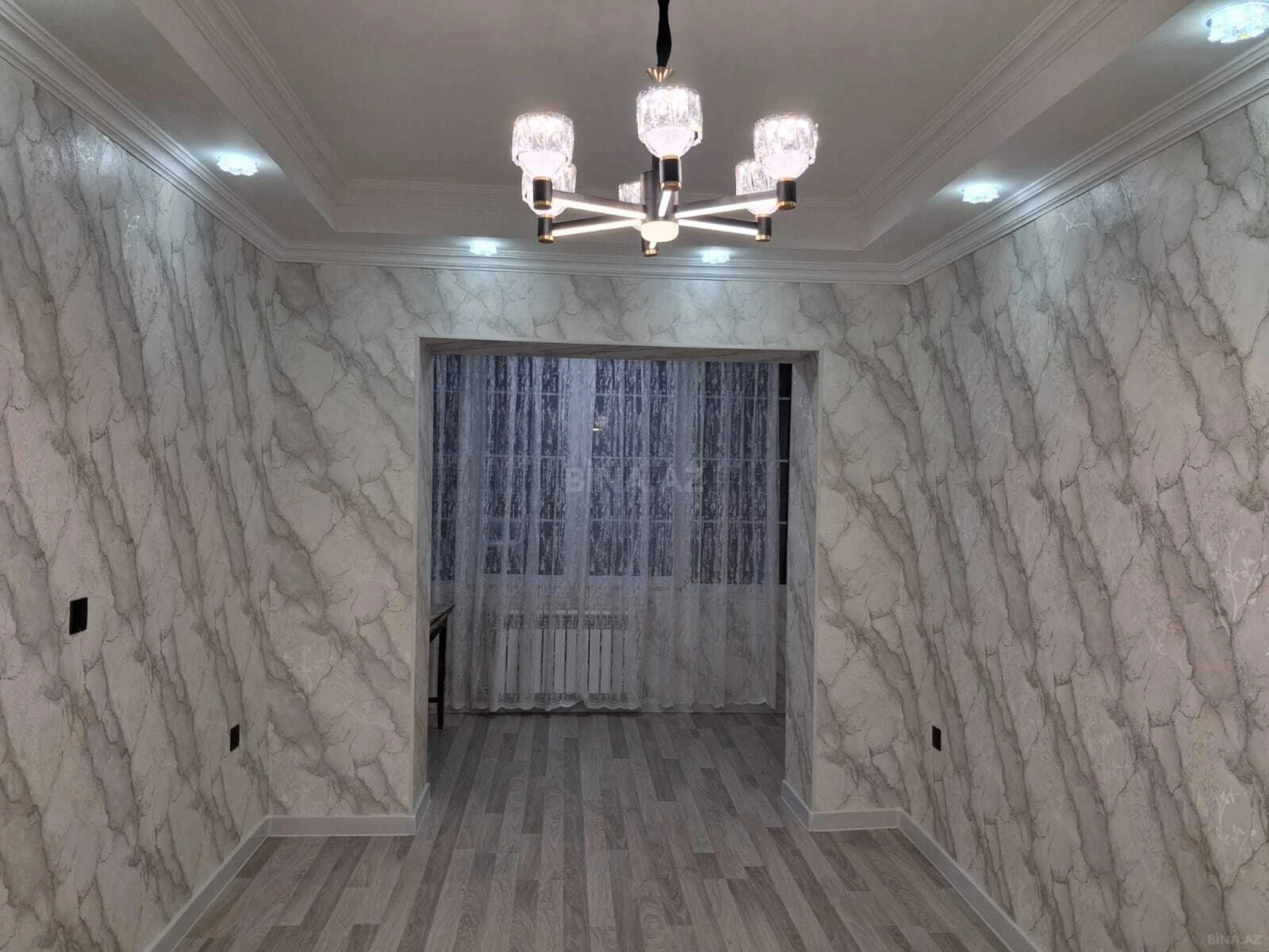 Satılır 2 otaqlı mənzil 56 m²