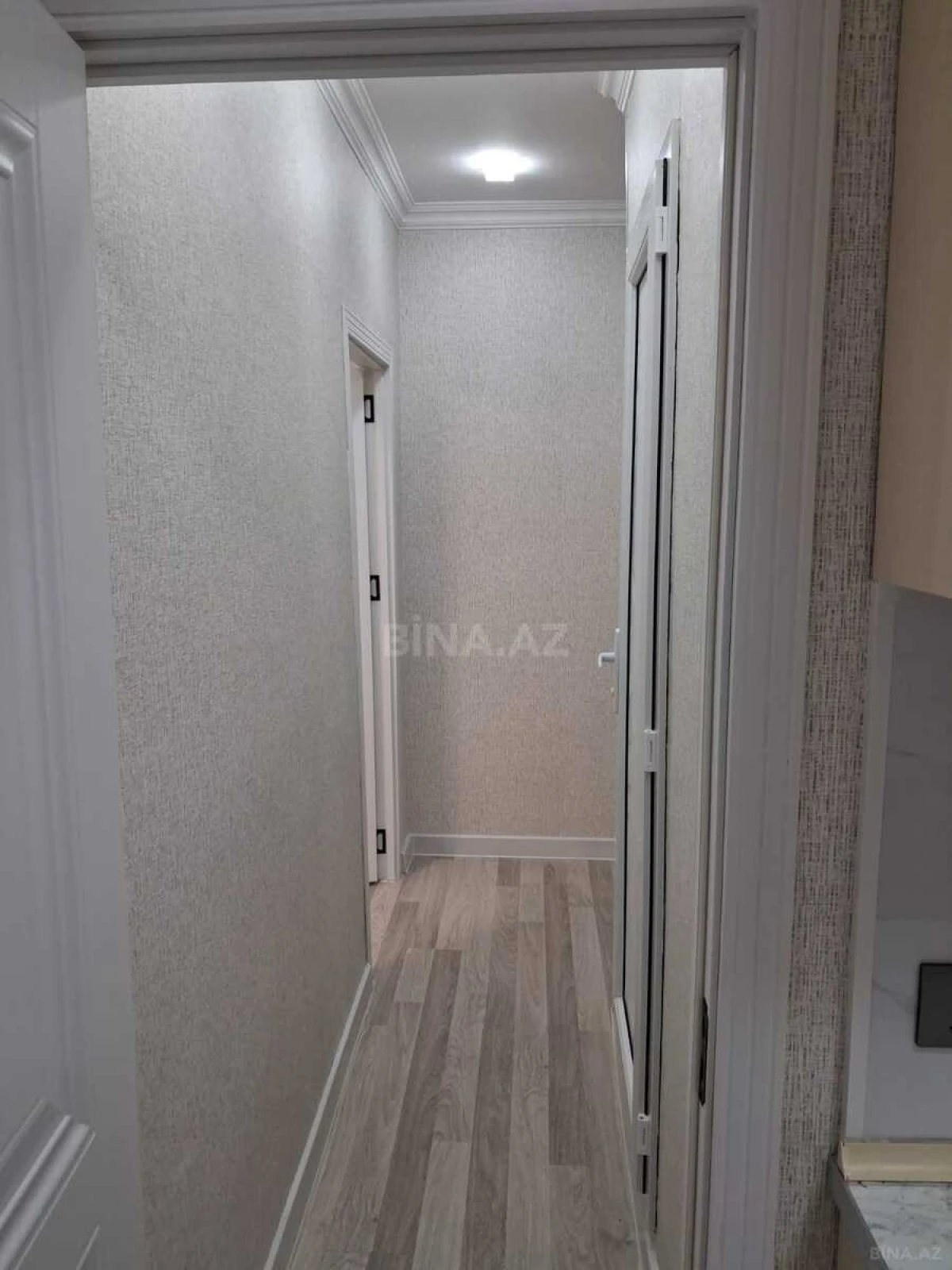 Satılır 2 otaqlı mənzil 56 m²